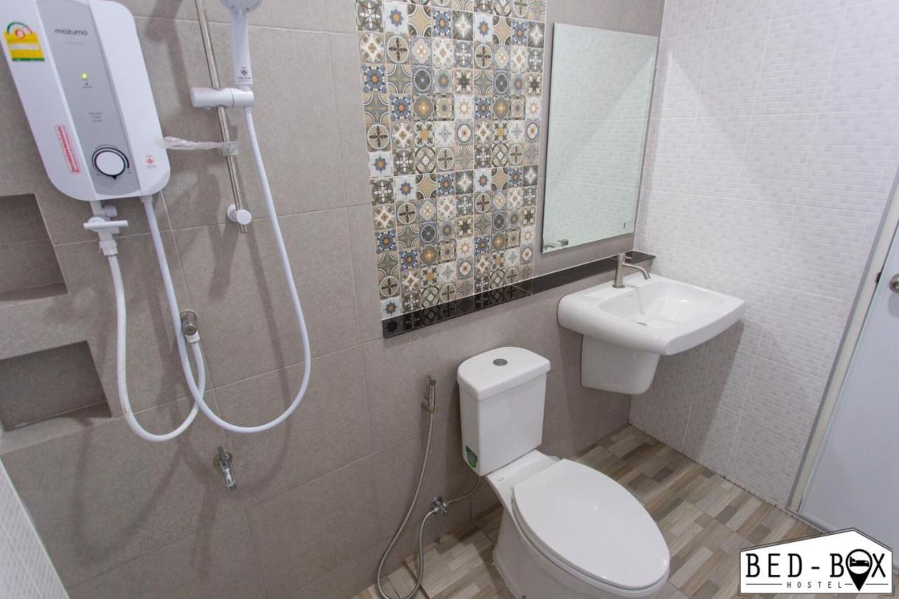 מלון Nakhonratchasima Bed Box מראה חיצוני תמונה